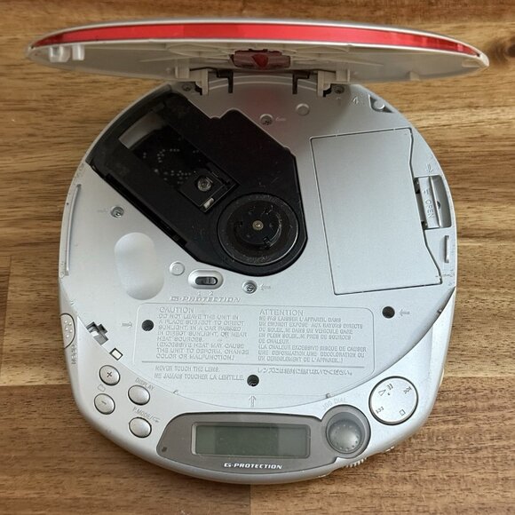 SONY Walkman Discman Model D-NE510 Atrac3 Plus Portable CD MP3 Tested READ!! - Picture 4 of 12